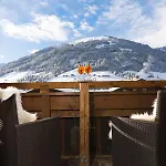 Konukevi Der Berghof 3*