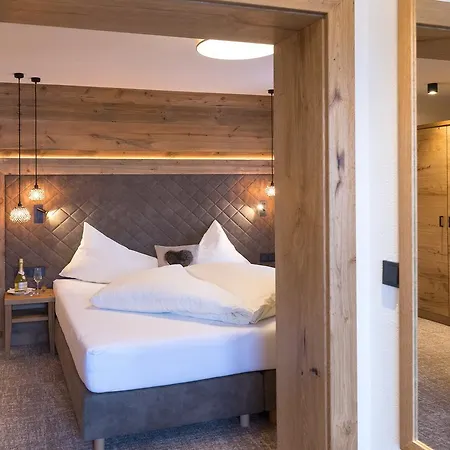 Der Berghof Guest house 3*