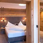 Der Berghof 3* 阿尔卑巴赫